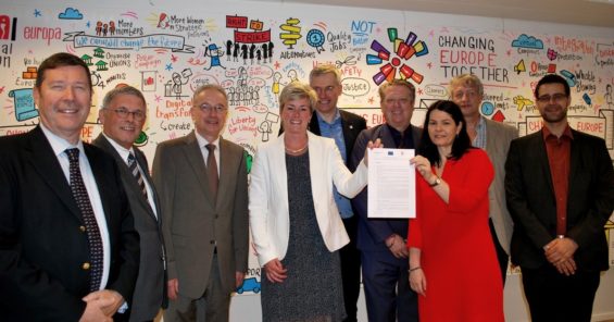 Hairdressing social partners’ persistence pays off – Occupational Health and Safety Agreement finally signed!