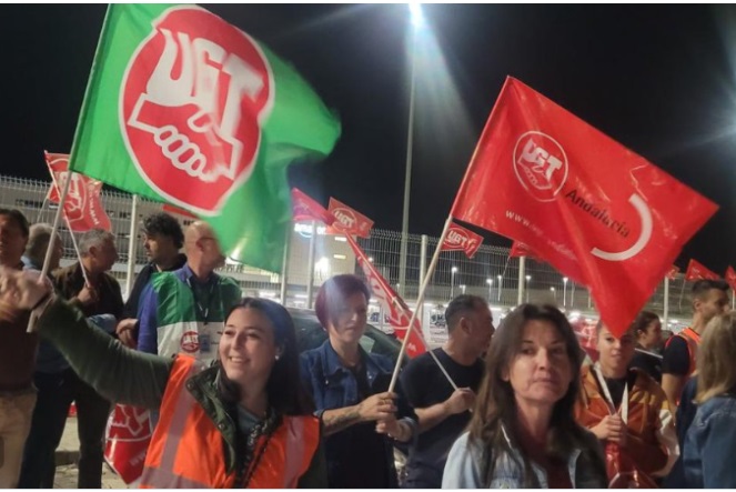Amazon workers in Germany and Spain strike before Christmas