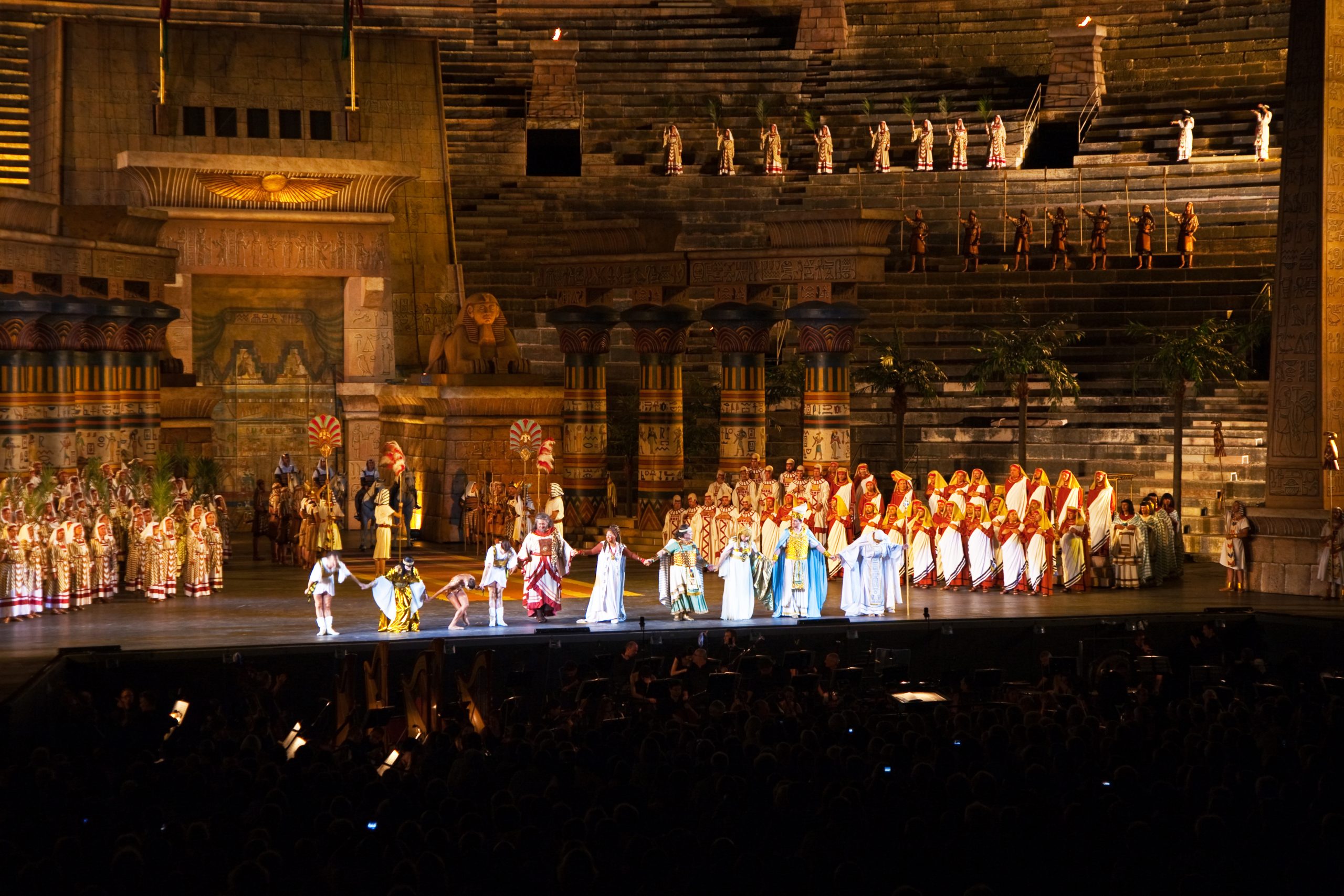 Italian opera workers secure first collective agreement in 20 years