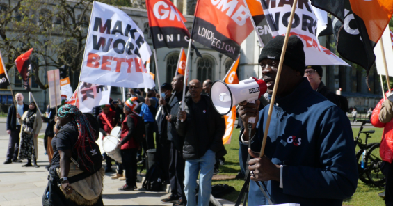 1,000 security guards in the UK are out on strike