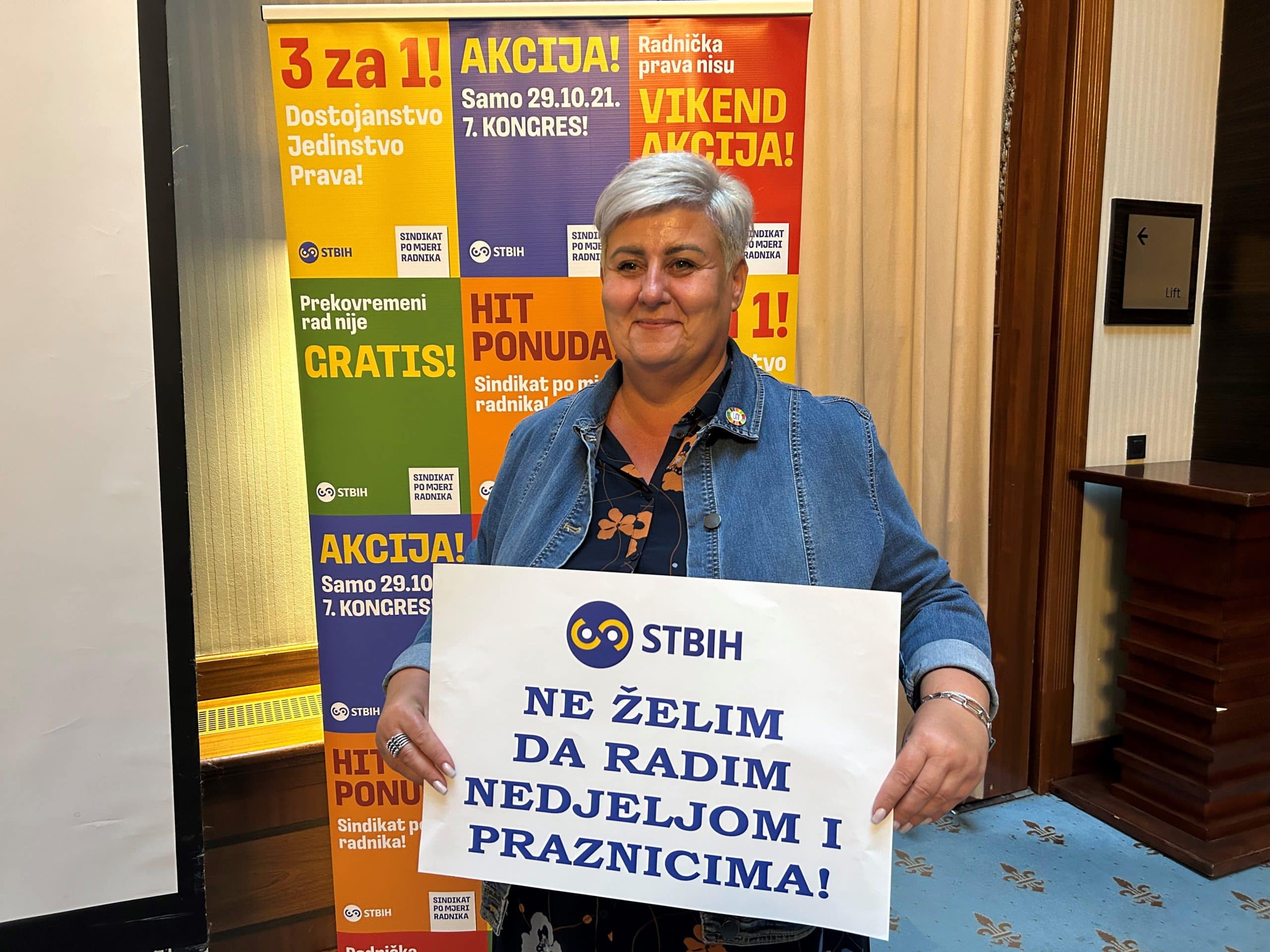 Bosnian commerce workers on the verge of winning regular days off, paid holidays