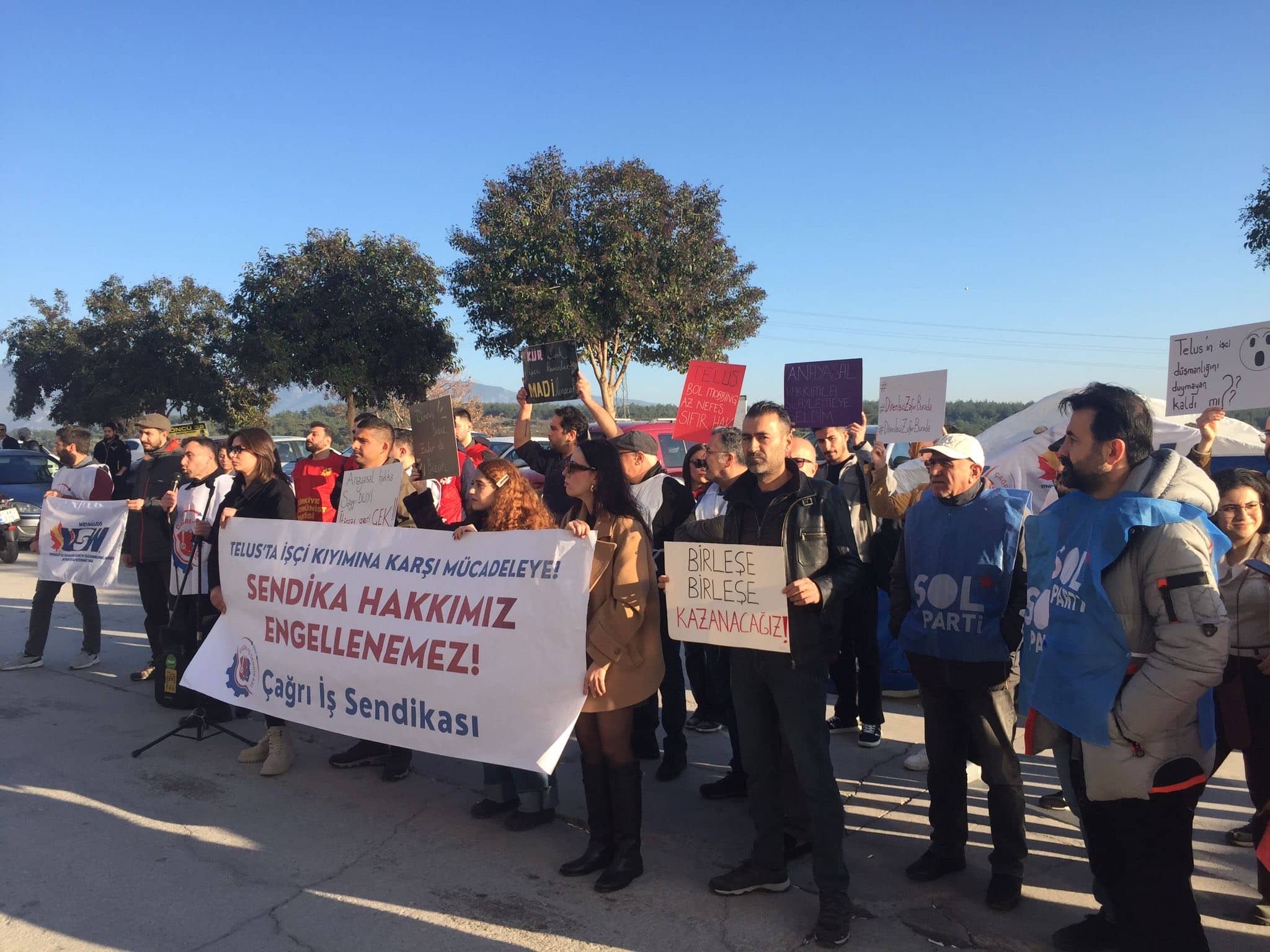 Telus – reinstate workers in Turkey, stop union busting